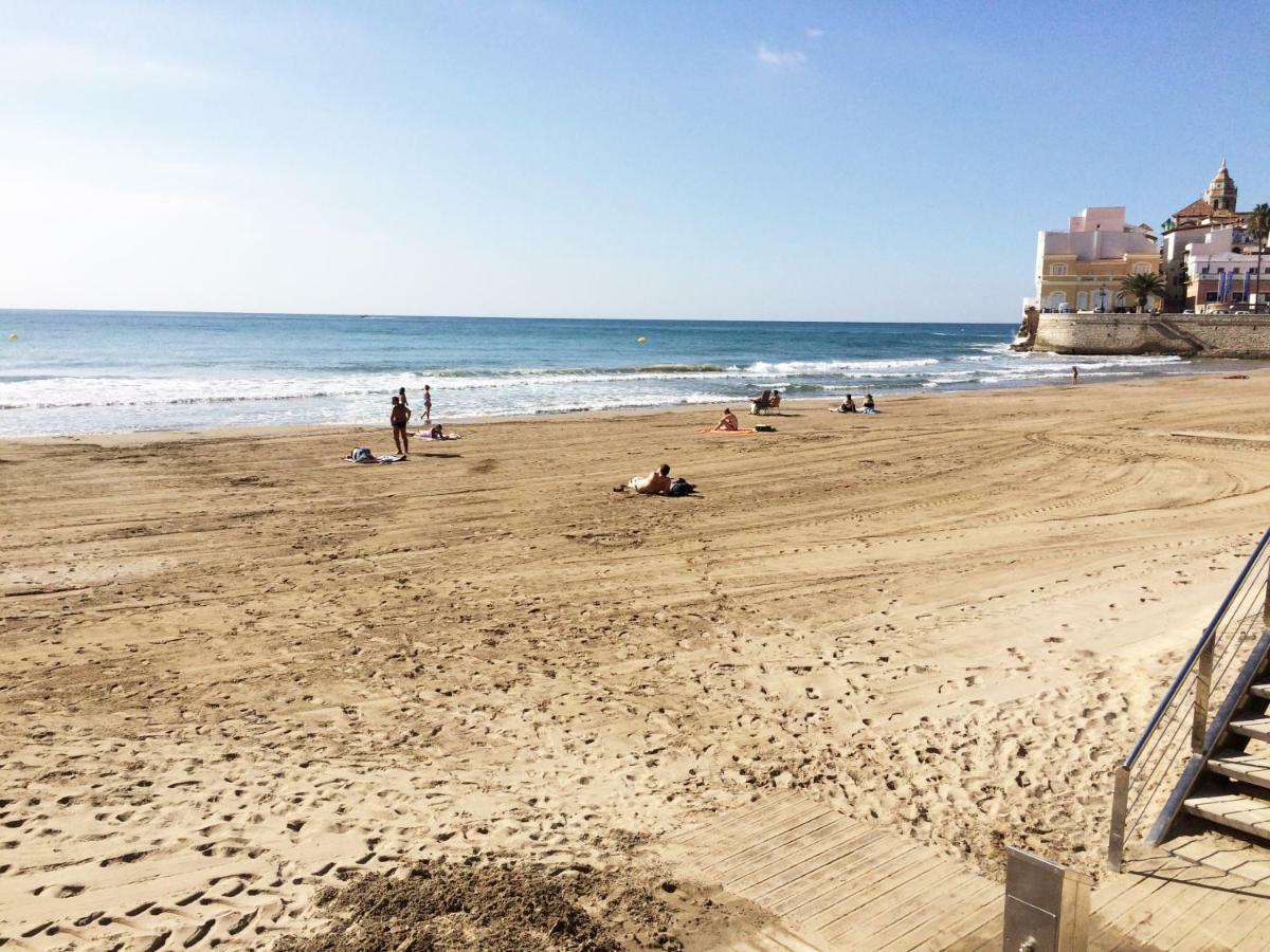 Love Sitges & Beach Экстерьер фото